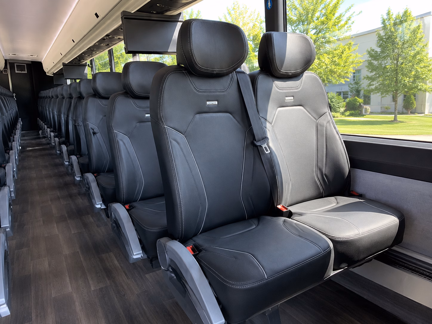 how the type of bus changes the price in tucson arizona