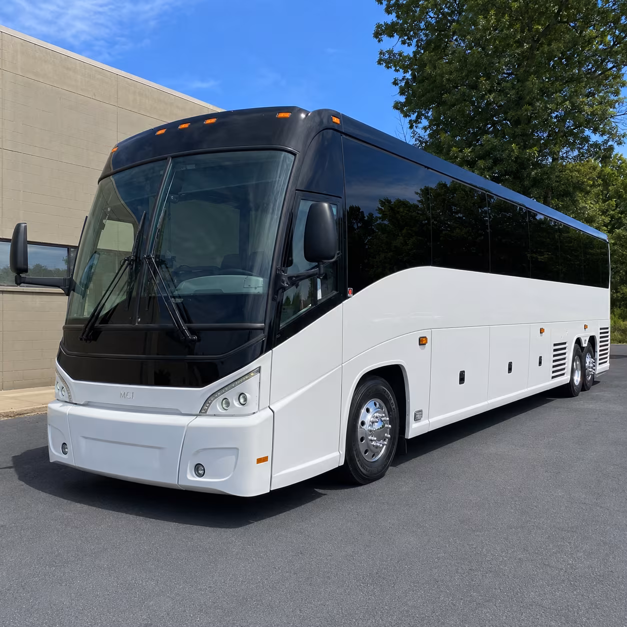 shuttle buses to ava amphitheater and casino del sol events